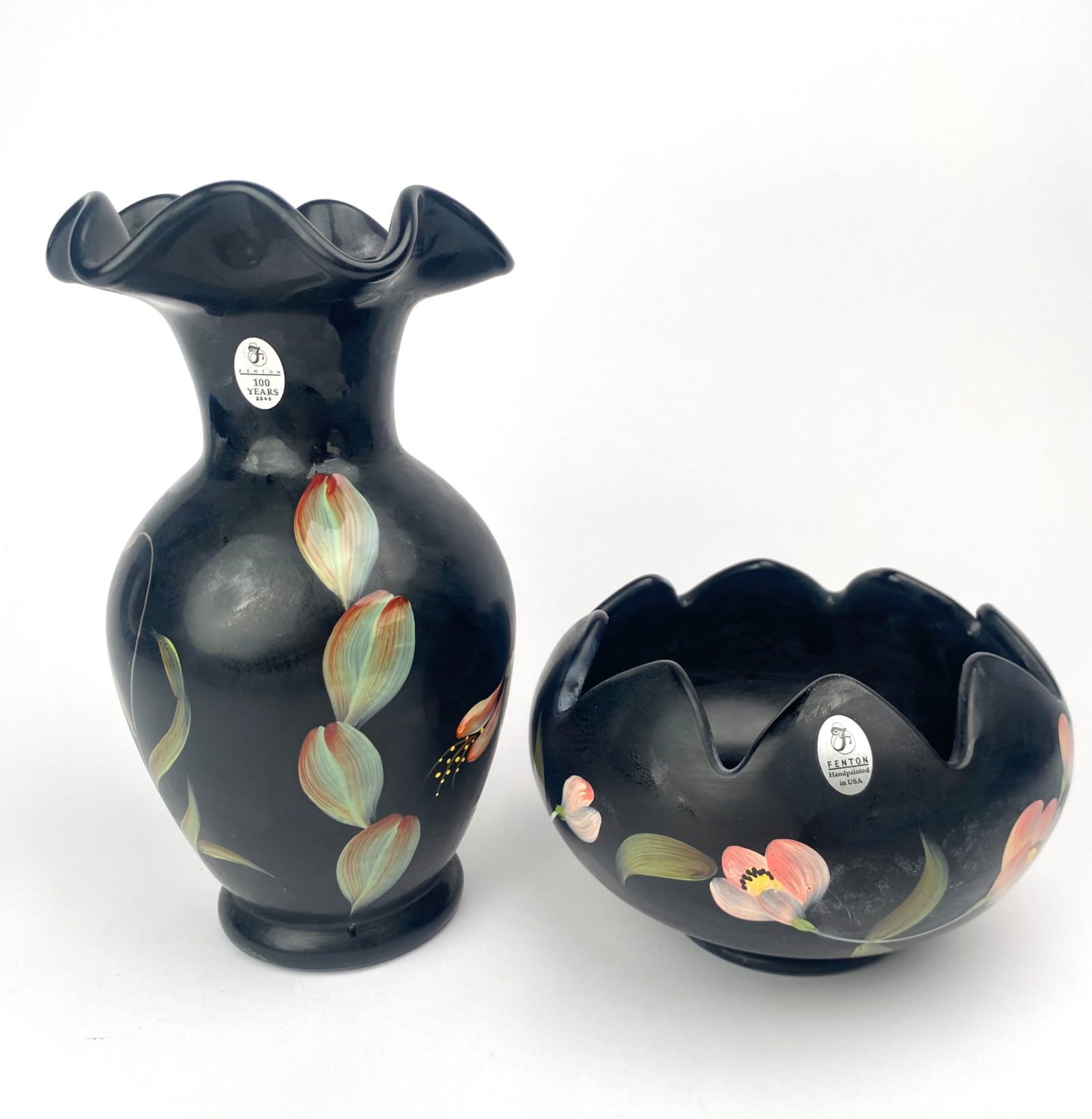 Black Fenton Glass Vase and Bowl Set (1 of 10)