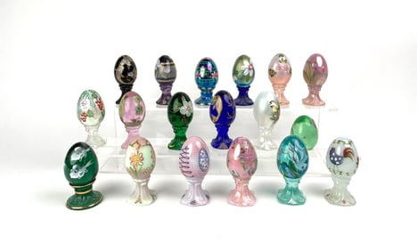 18 Fenton Glass Egg Figurines on Stands