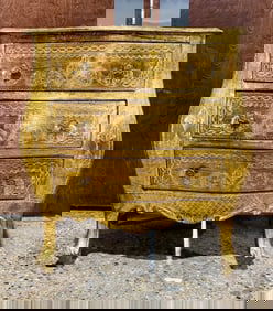 Gold-Gilded Wooden 3-Drawer Bombe Chest with Intricate Carving