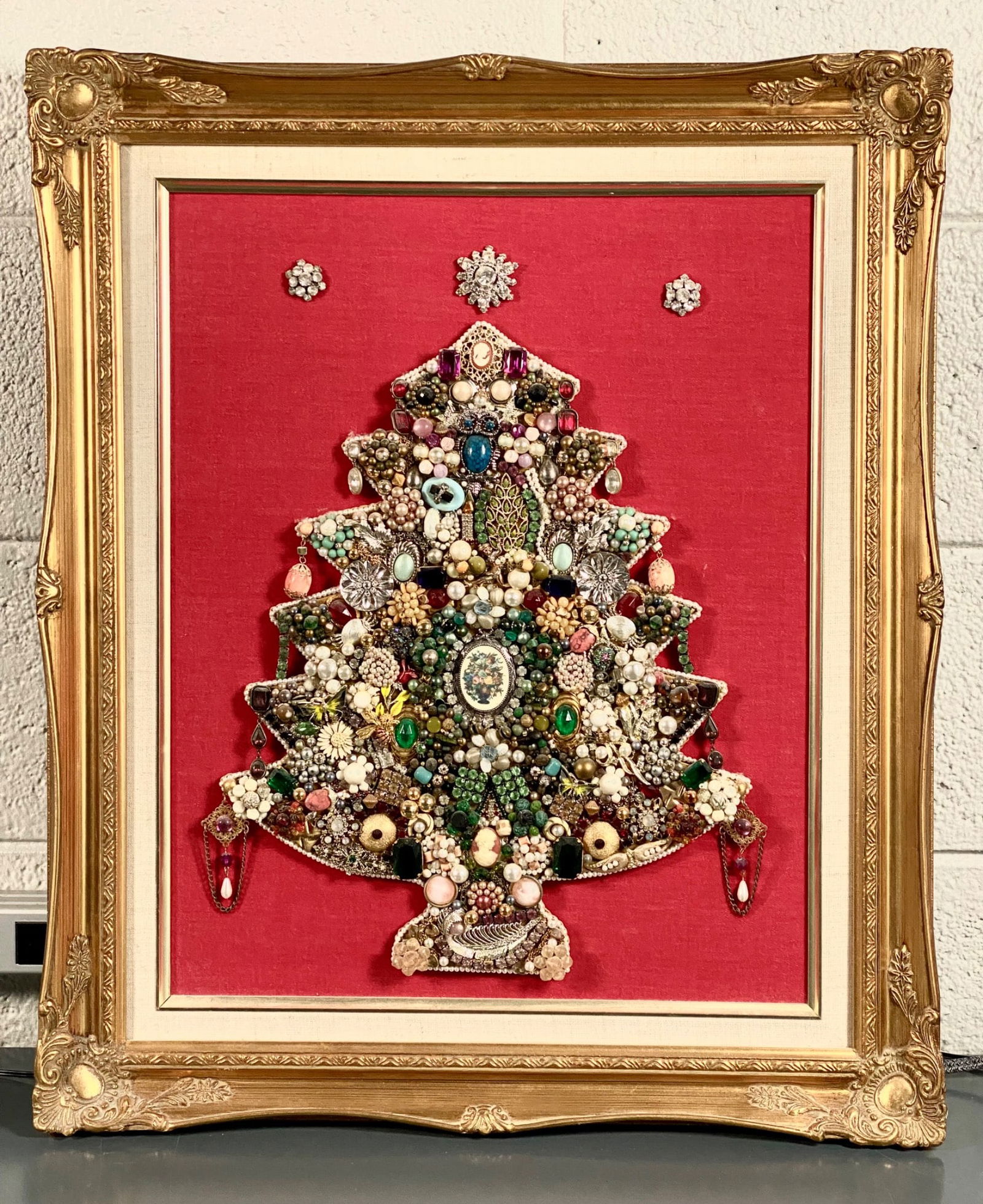 Framed Jewelry Christmas Tree Art (1 of 12)
