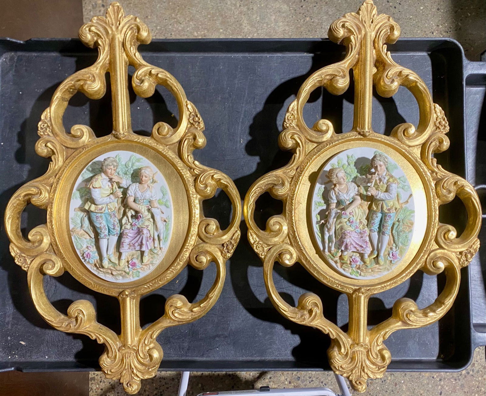 Pair of Gilded Porcelain and Plaster Wall Plaques (1 of 12)