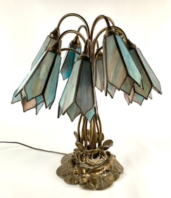 Tiffany-Style Lamp With Lily Pad Base and Stained Glass Shades