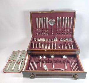 Silver-Plated Flatware Set in Prestige Plate Duratene Chest