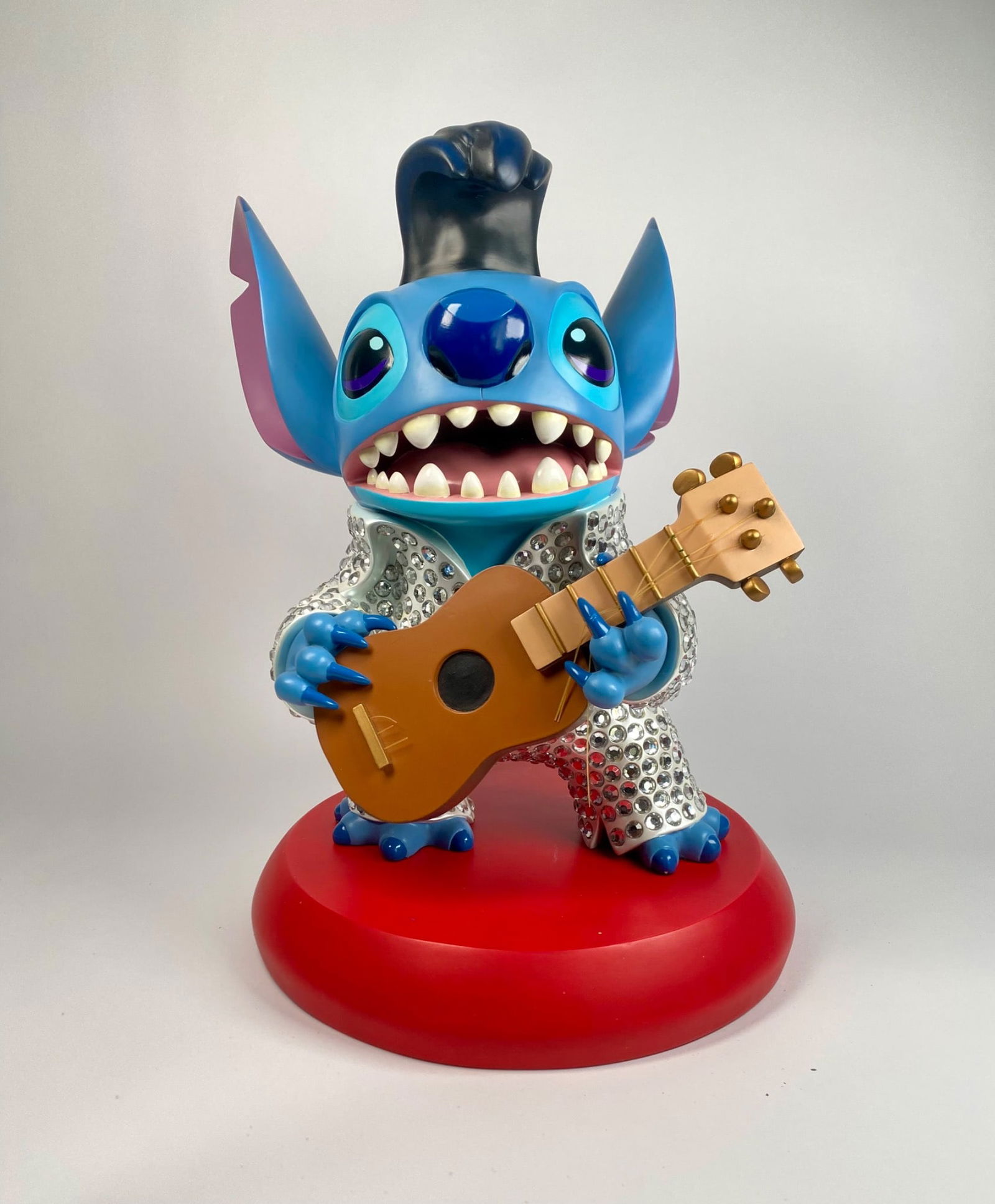 Lilo＆Stitch　ROCKIN ELVIS figure Disney's Rockin Elvis Lilo and Stitch Play-set✨ - YouTube