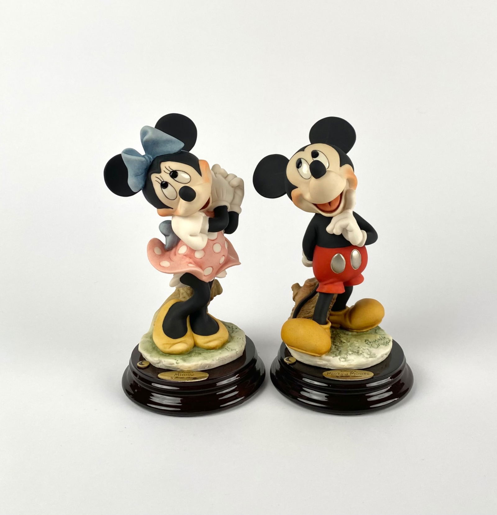 Giuseppe Armani Disney Mickey and Minnie Mouse Figures (1 of 12)
