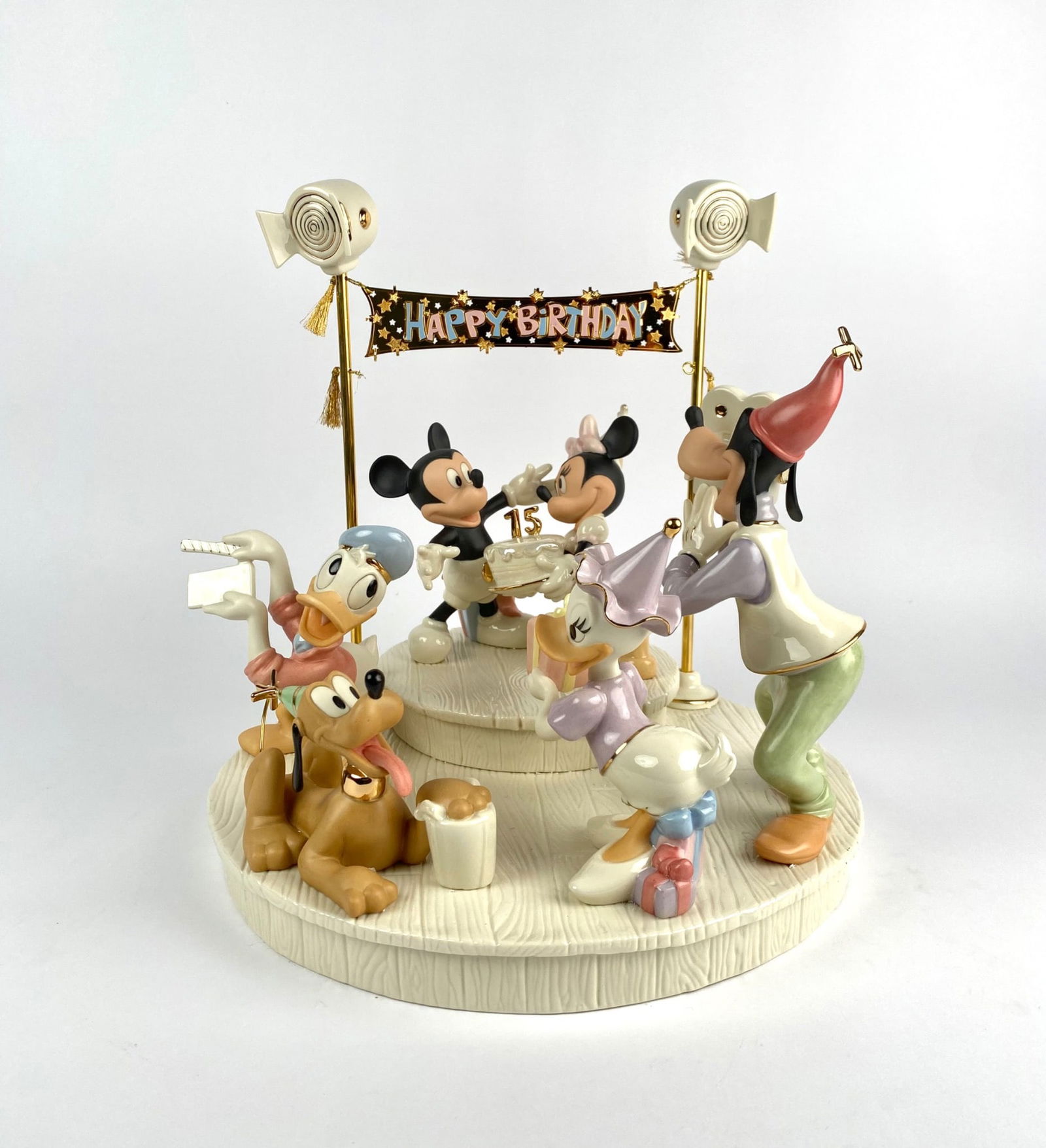Lenox Disney Mickey's Surprise Party Limited Edition (1 of 11)