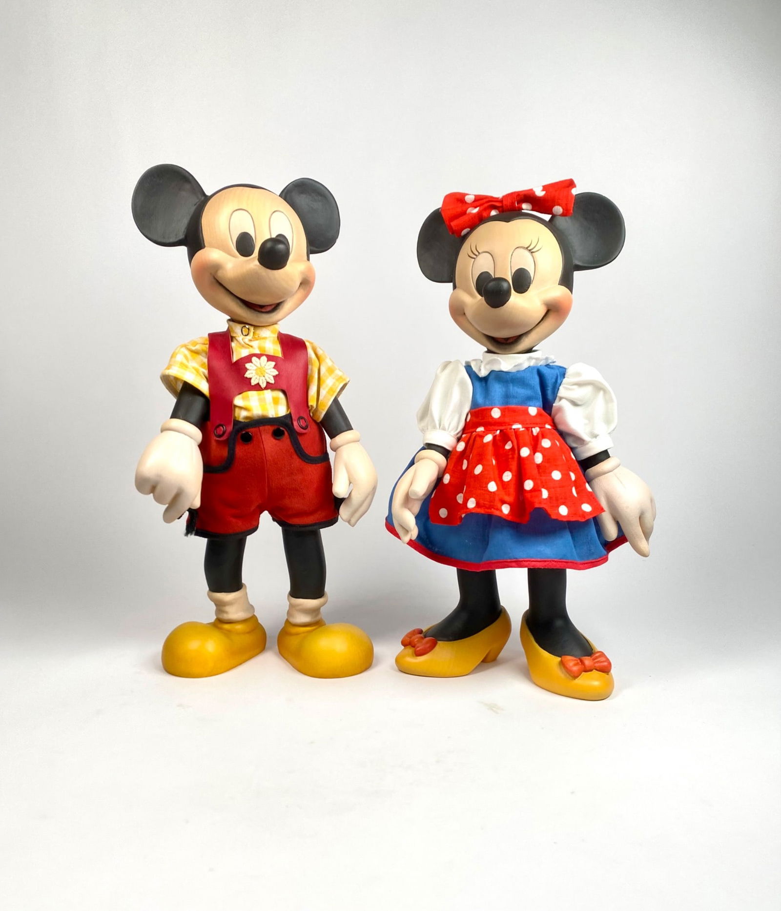 Wooden Disney Mickey and Minnie Mouse Figures by Anri (1992) (1 of 12)