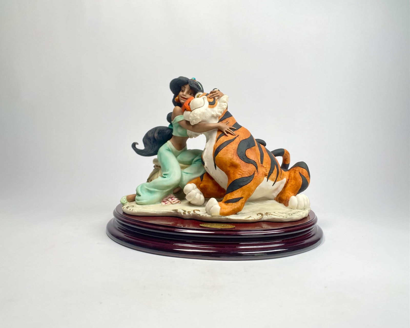  Disney Jasmine and Rajah by Armani (Original Box Signed COA) (1 of 12)