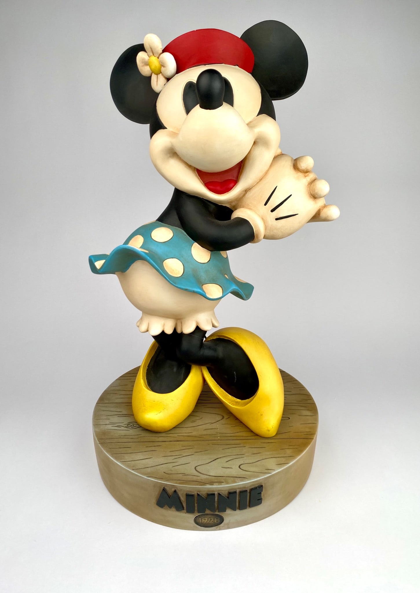 Big Fig Disney Minnie Mouse (1 of 11)