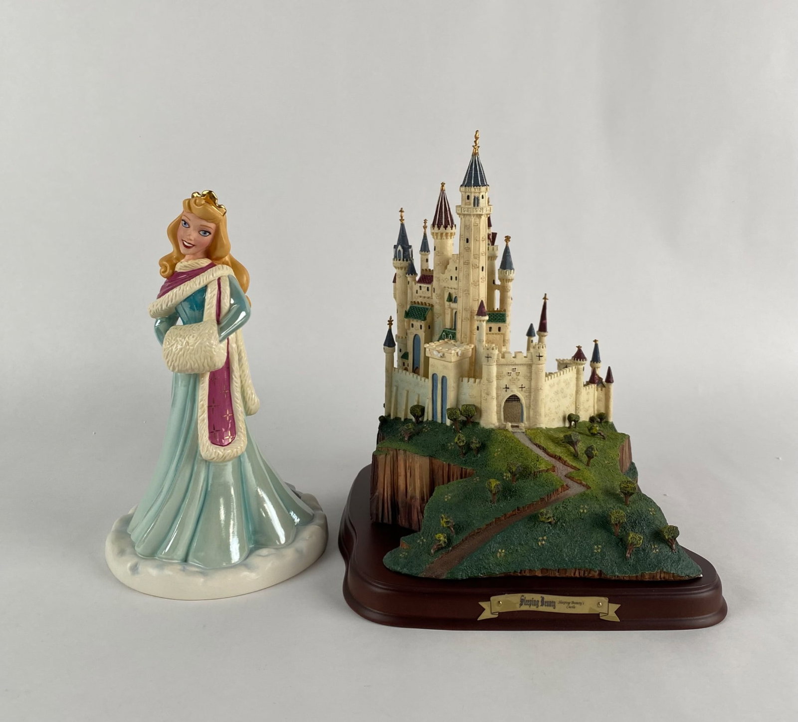 Disney Classic Collections Sleeping Beauty (Original Box COA) (1 of 12)