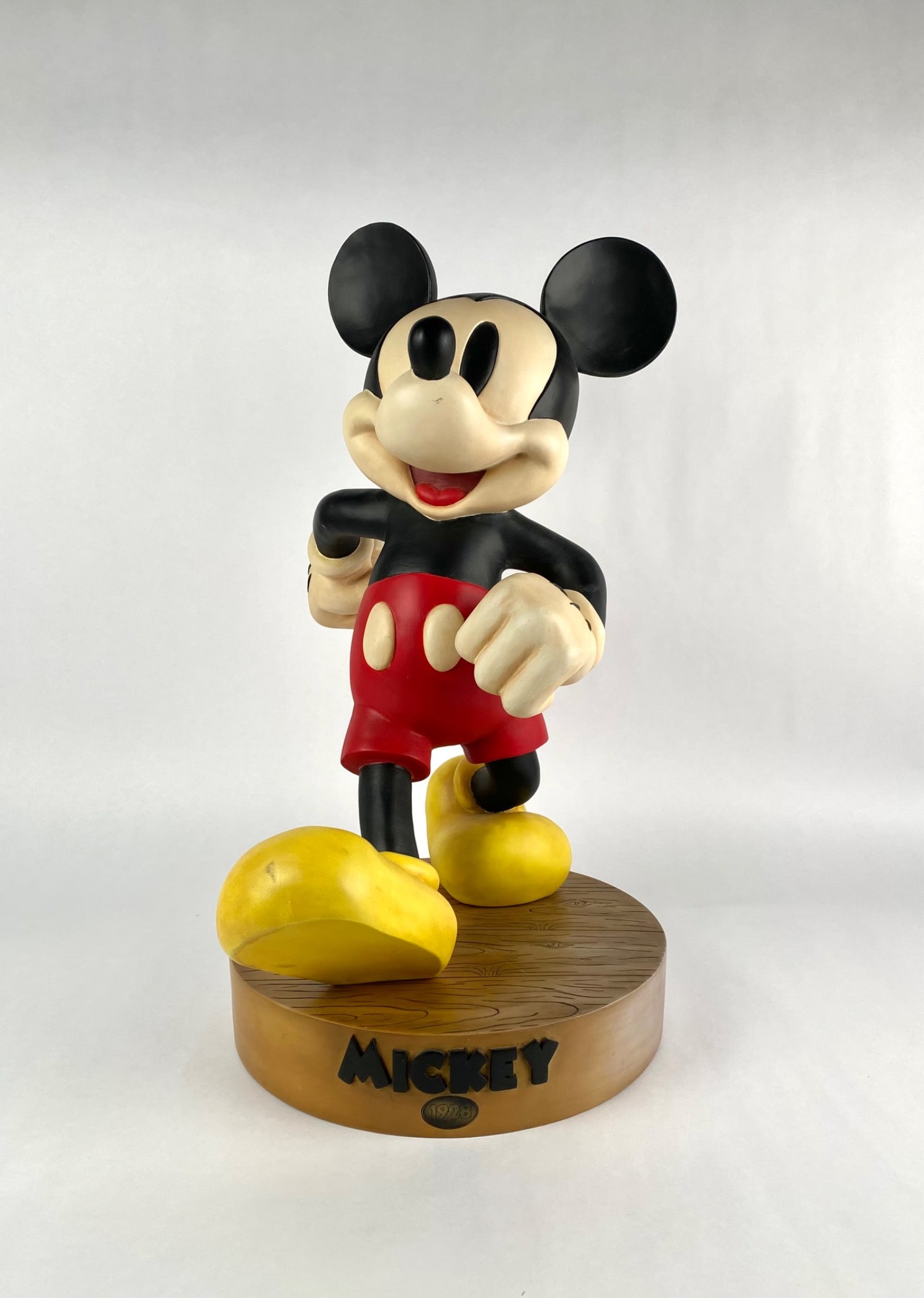 Disney 1998 Mickey Mouse Big Fig (1 of 11)