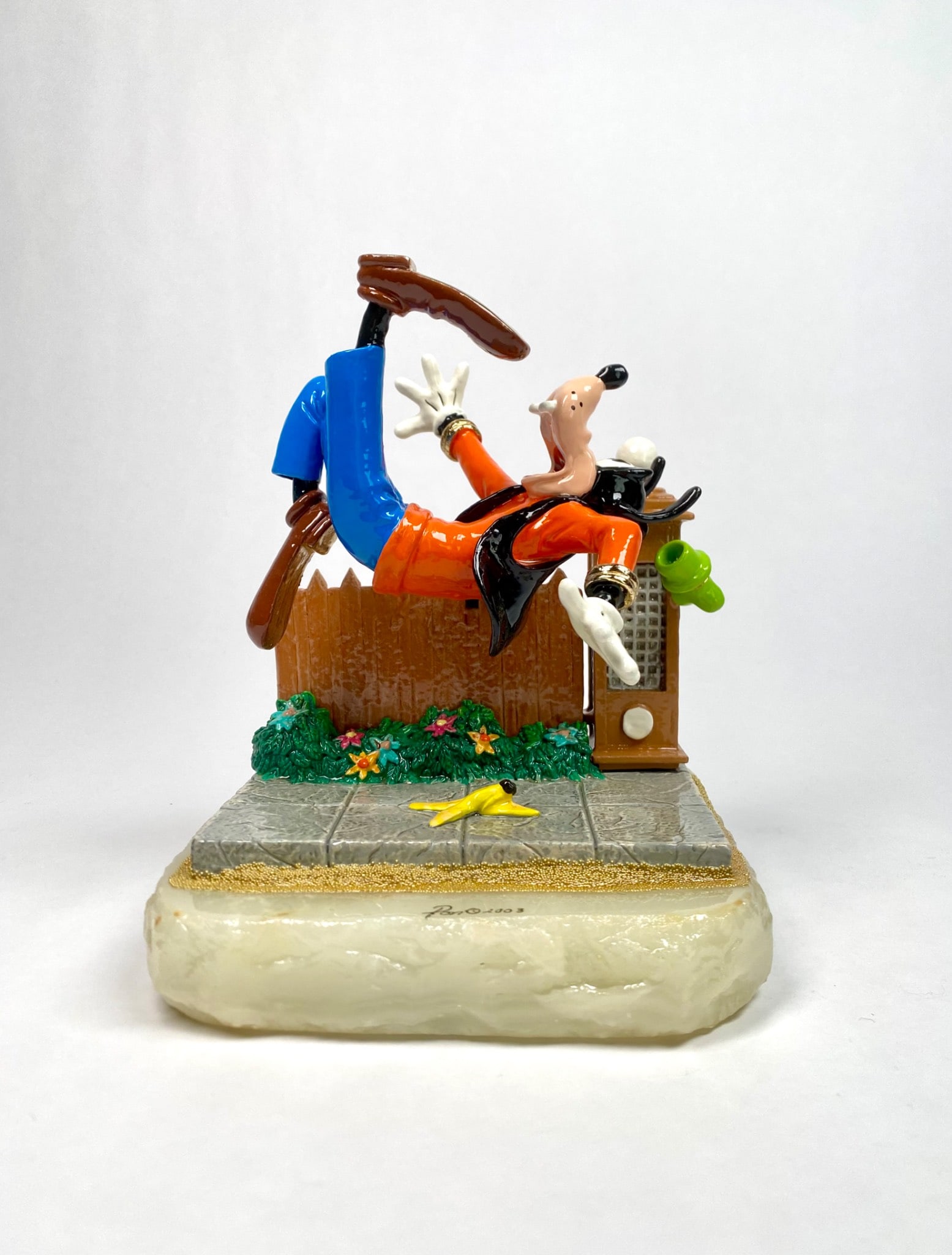 Disney Goofy Figurine by Ron Lee (Signed) (1 of 12)