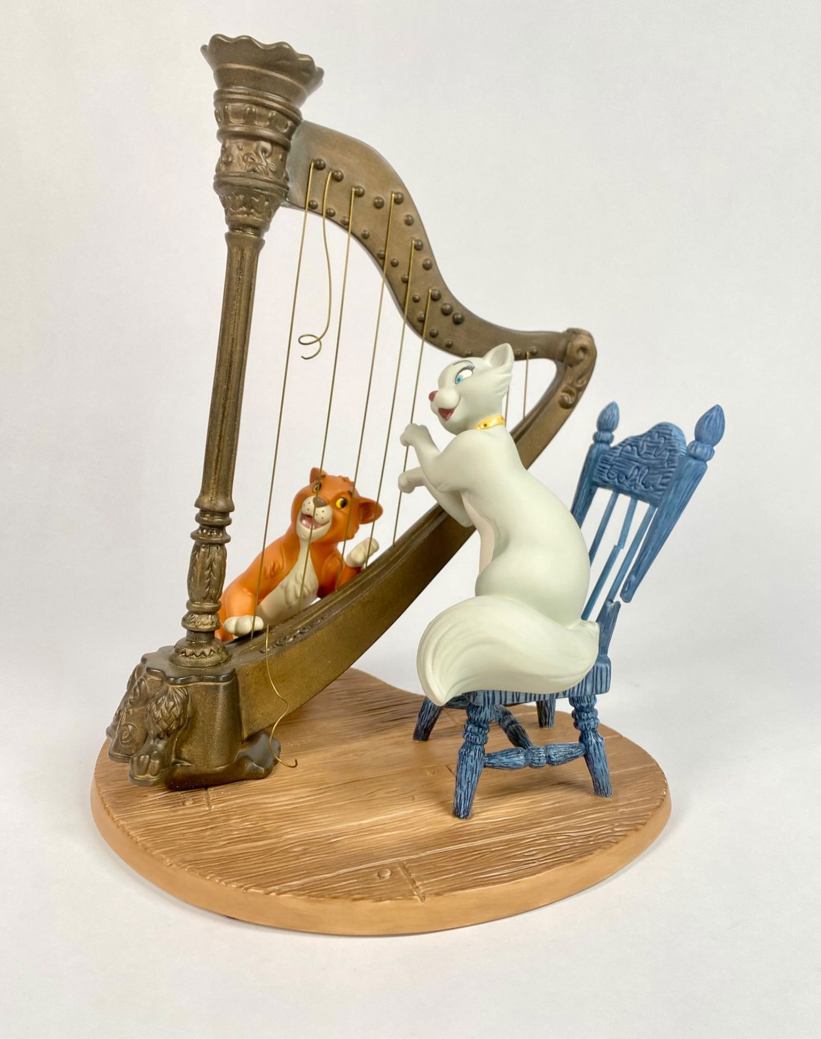 Disney Classics Collection Aristocats Figurine (COA Original Box) (1 of 12)