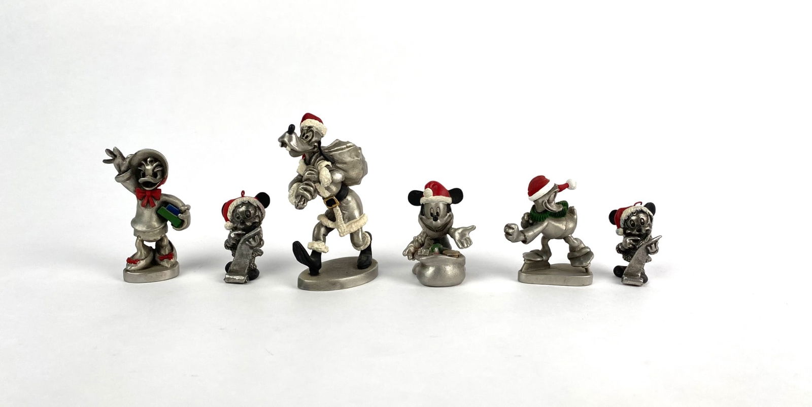 Set of 6 Disney Pewter Christmas Figurines By Hudson Creek  (1 of 11)