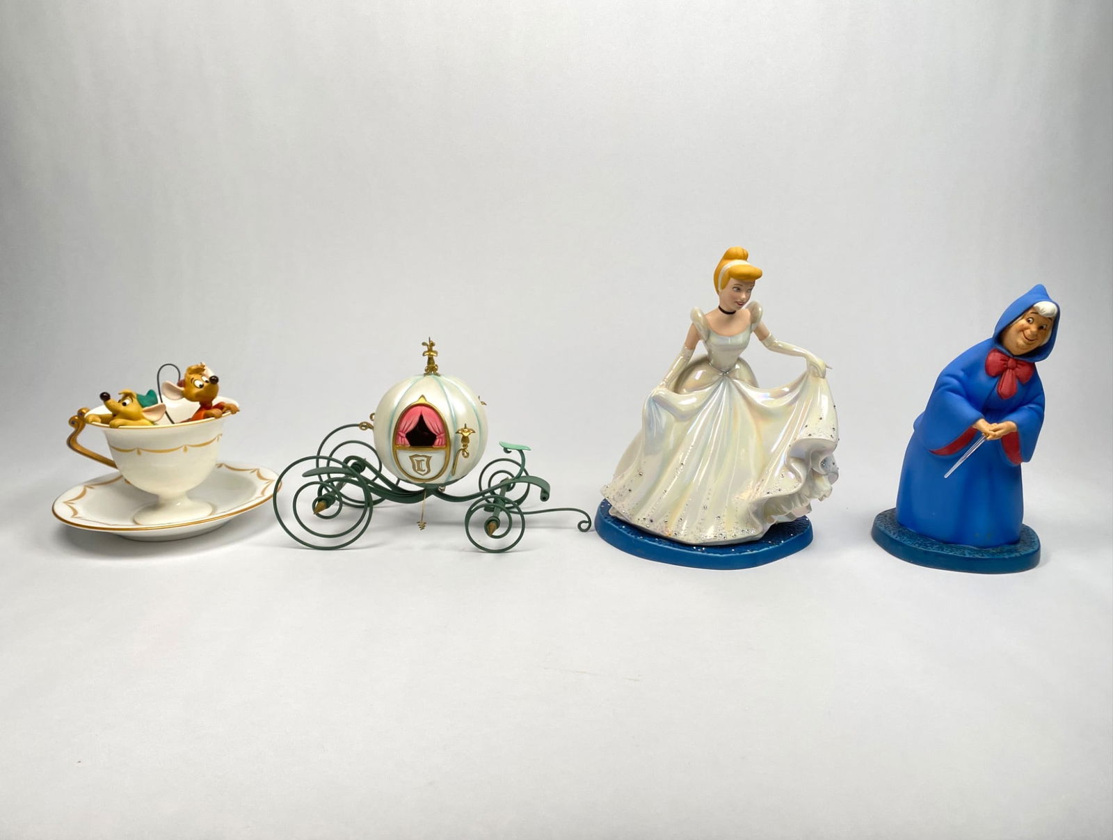 Disney Classics Collection Cinderella Set (COA Original Box) (1 of 12)