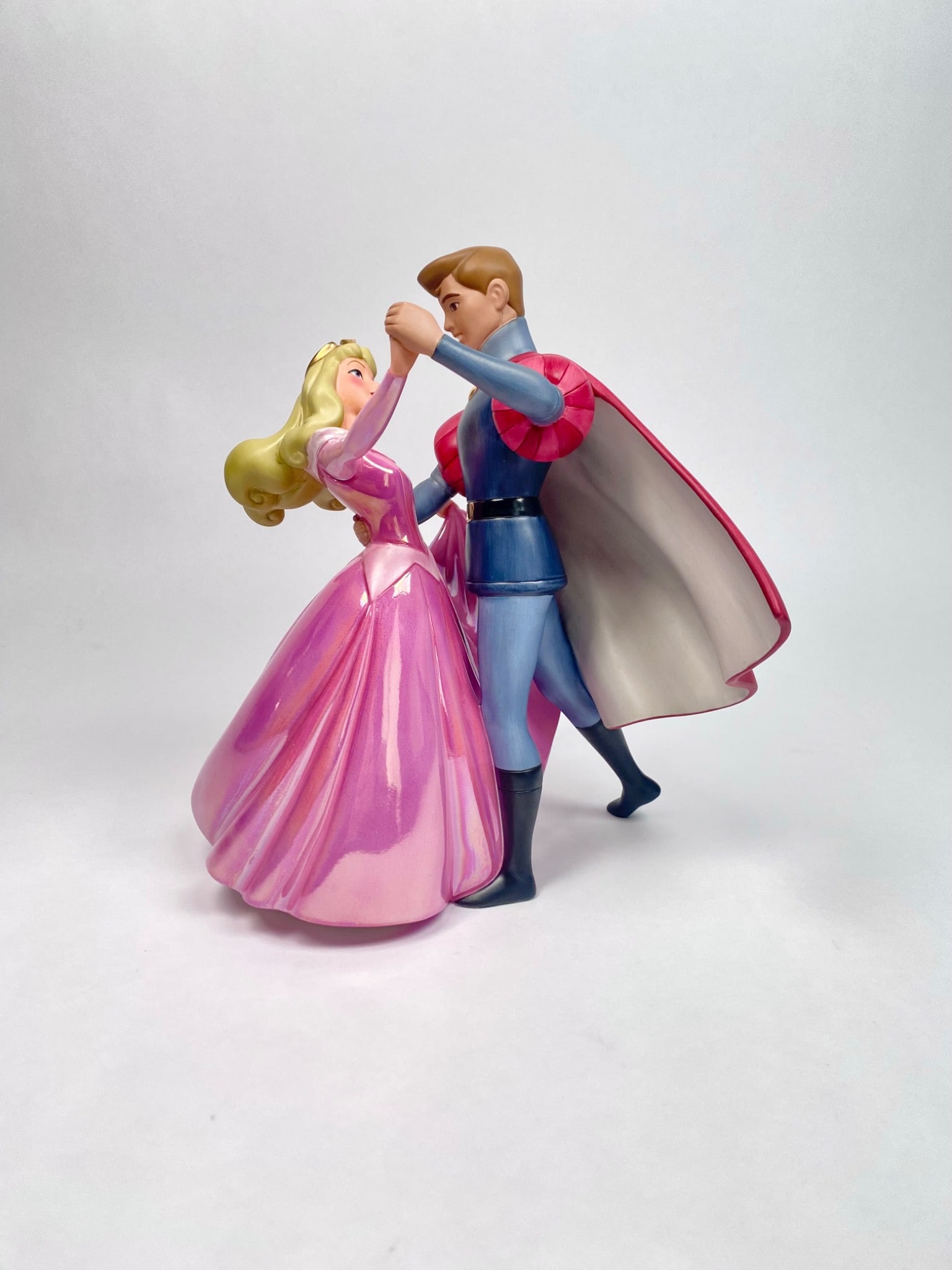 Disney Classics Collection Sleeping Beauty Pink Dress Figurine (COA) (1 of 12)