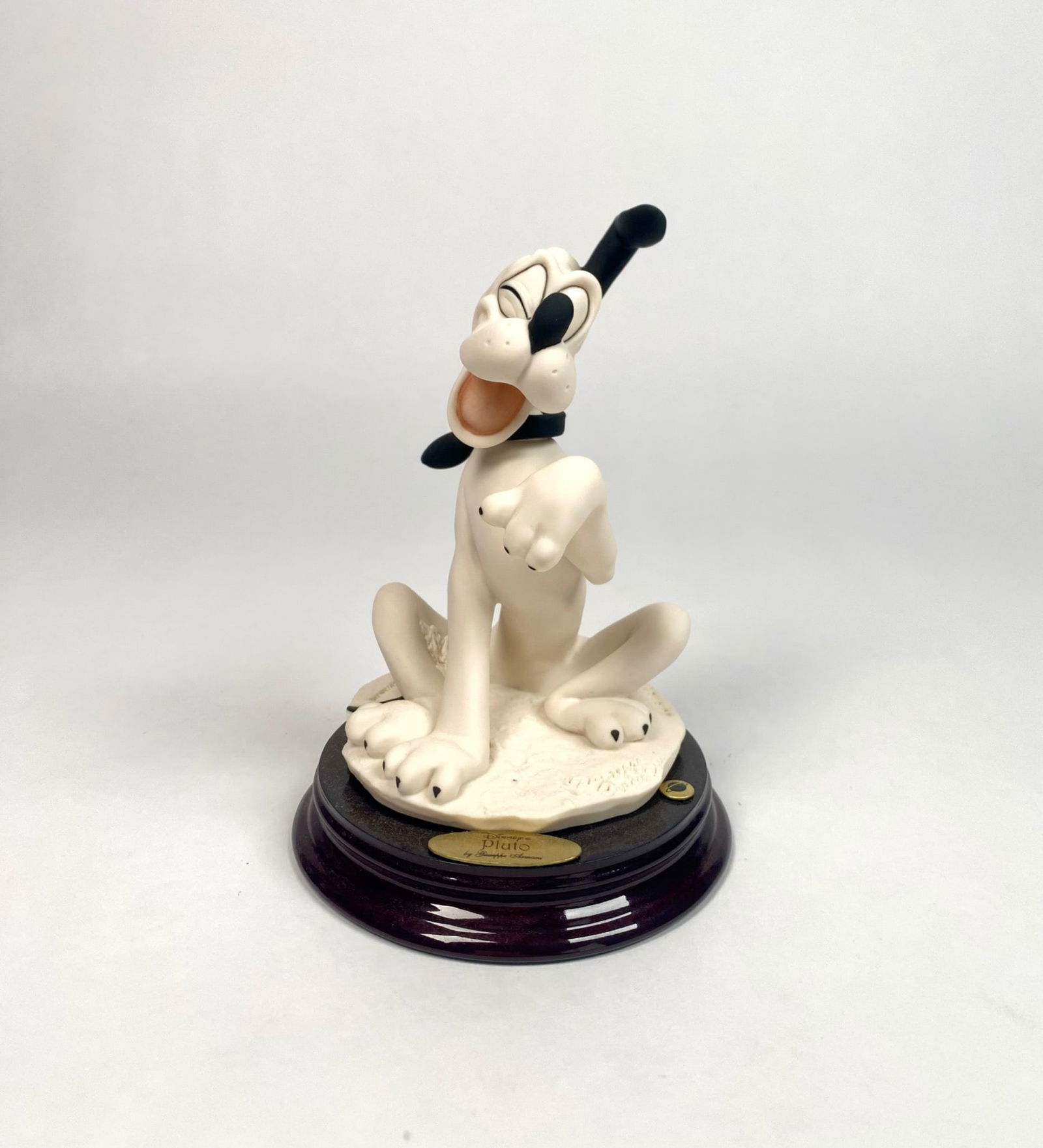 Florence Disney Figurine of Pluto by Giuseppe Armani (1998 Original Box) (1 of 12)