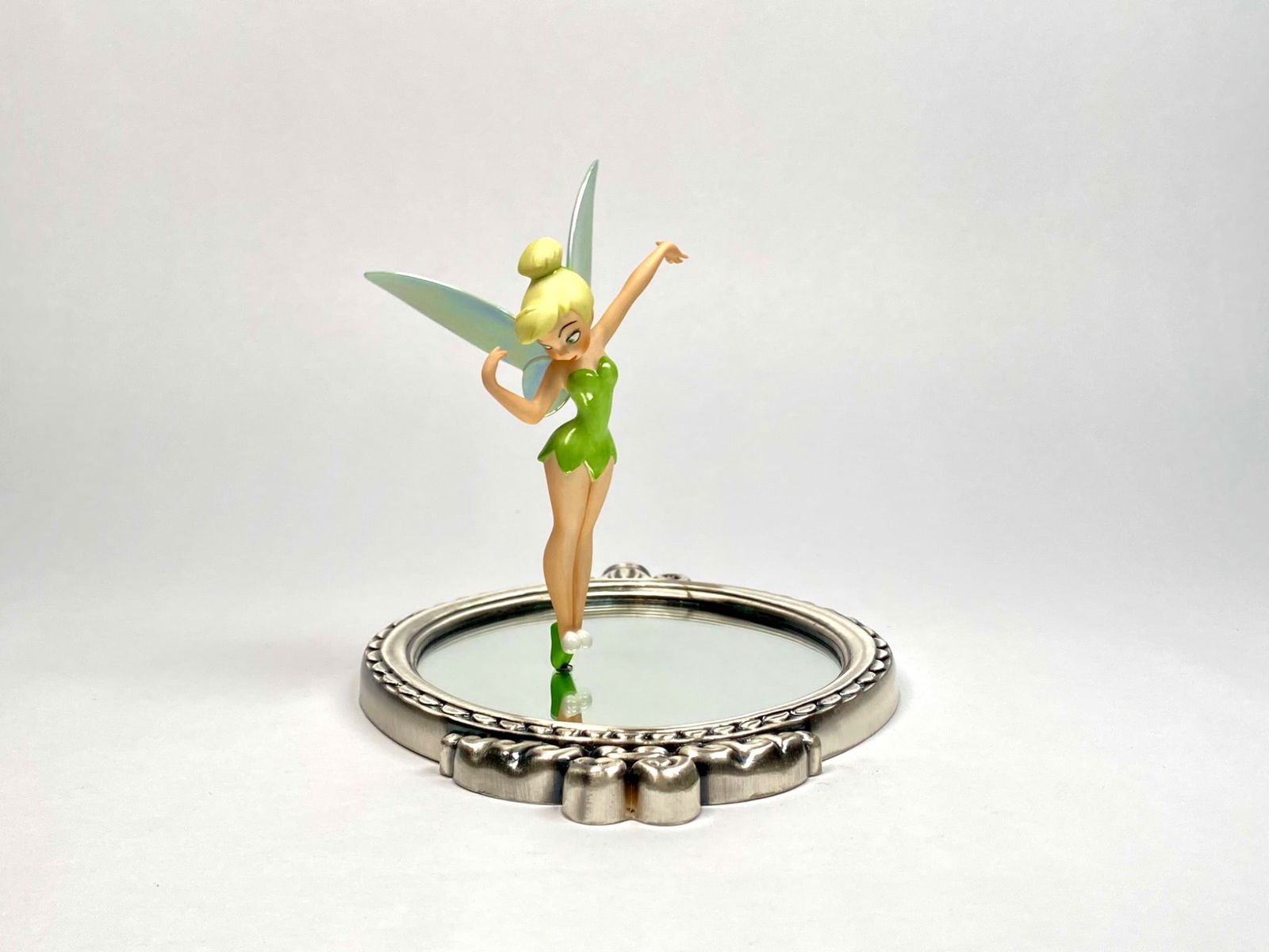 WDCC Tinkerbell Figurine (1999 COA) (1 of 12)