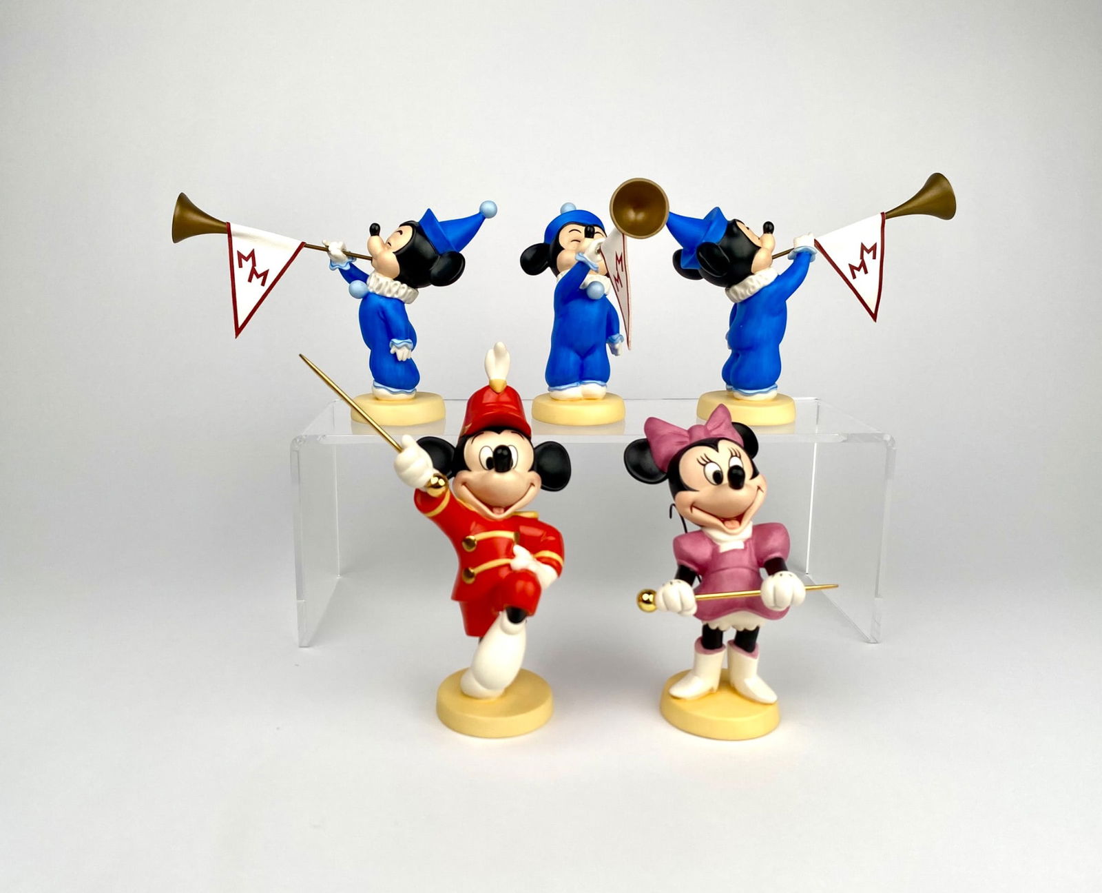 Disney Classics Mickey & Minnie Figurines (COAs Original Boxes) (1 of 12)