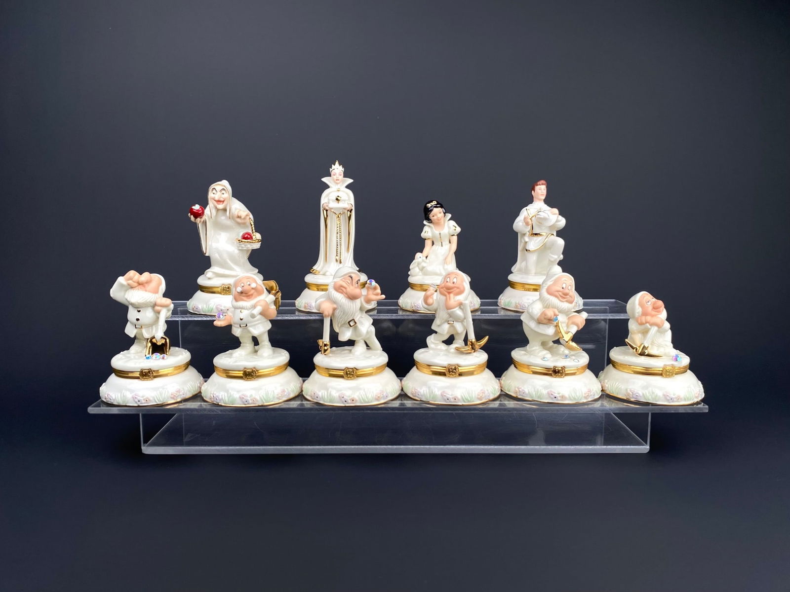 Lenox Disney Snow White and Dwarfs Treasure Box Set (1 of 12)