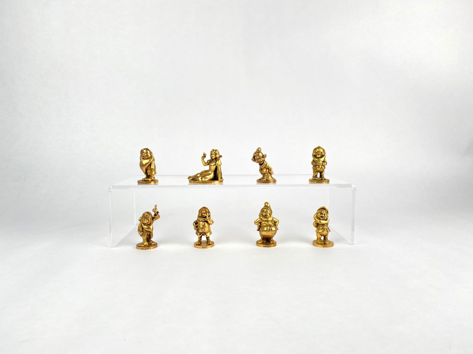 Walt Disney Productions Fine Pewter Snow White and Seven Dwarfs (1 of 12)