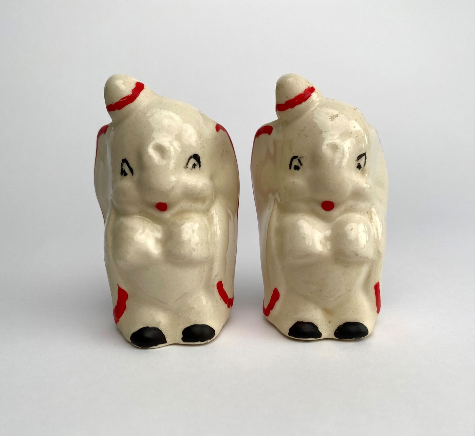 Vintage Dumbo Salt and Pepper Shaker Set (1 of 8)