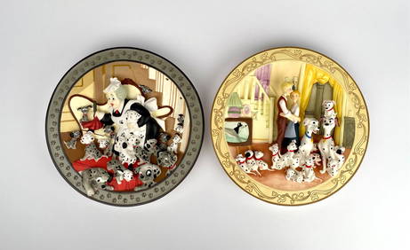 Set of 2 Disney 101 Dalmatians Collectible Wall Plates (1 of 12)