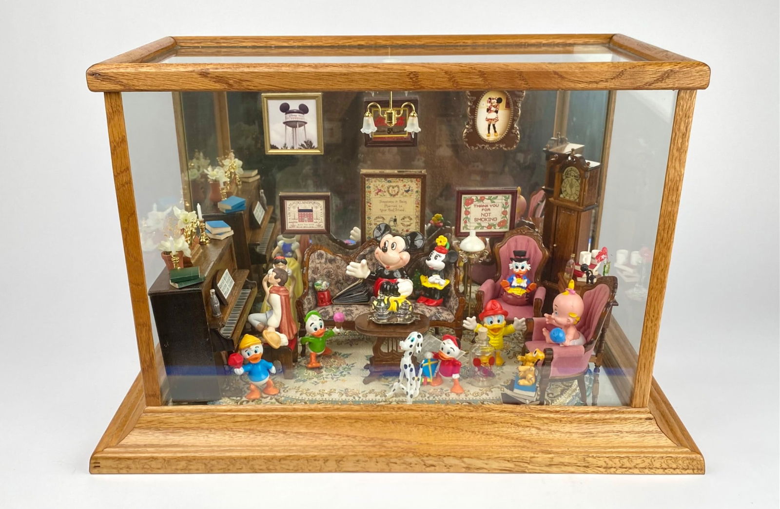 Miniature Diorama Featuring Mickey Mouse and Disney Characters (1 of 12)