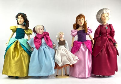 Cinderella Story Themed Dolls Set with Bases