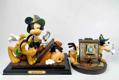 Disneyana Mystery Mouse Trap Figurine Set?