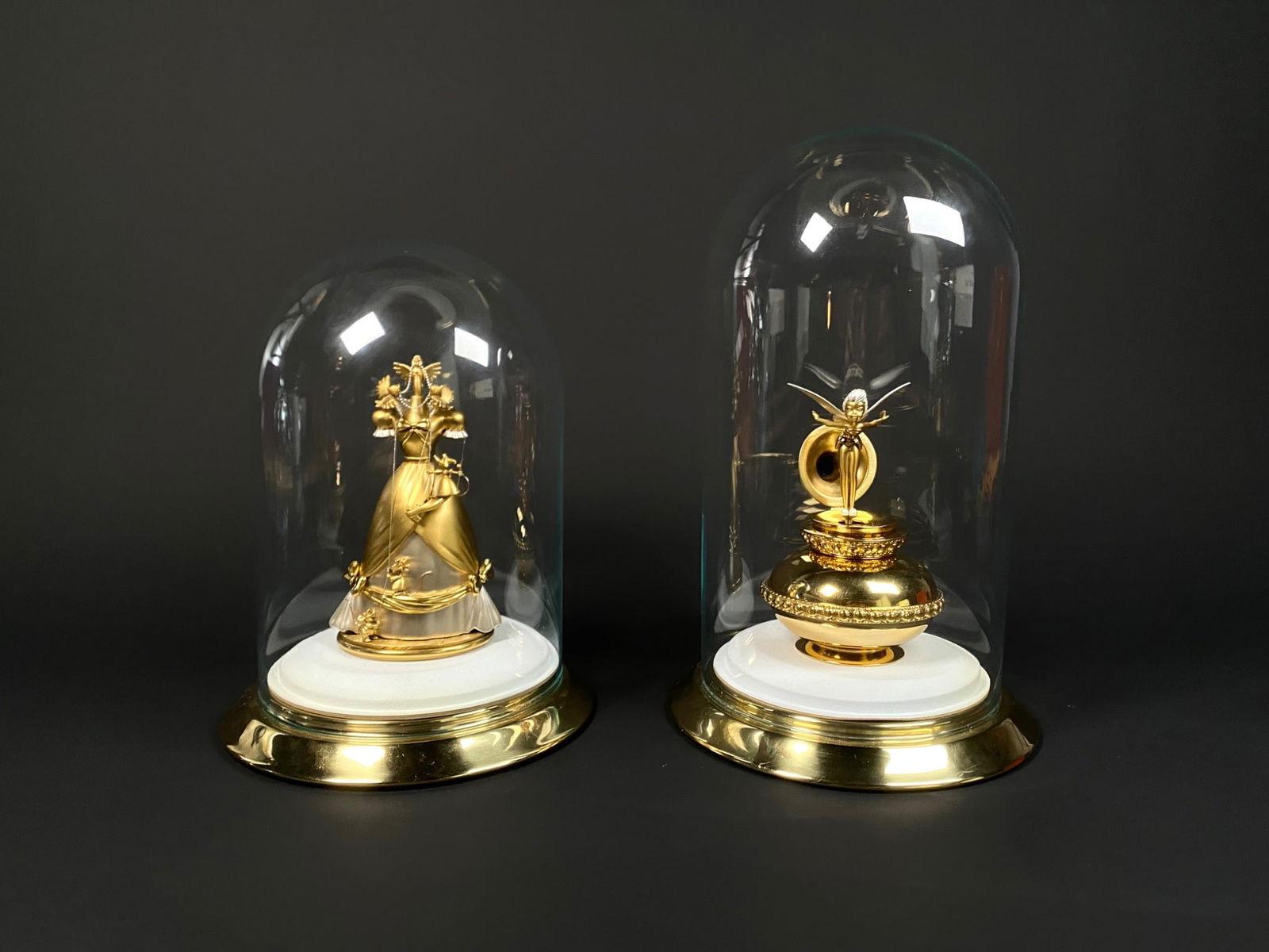Pair of Disney Showcase Olszewski Glass Dome Figurines (1 of 12)