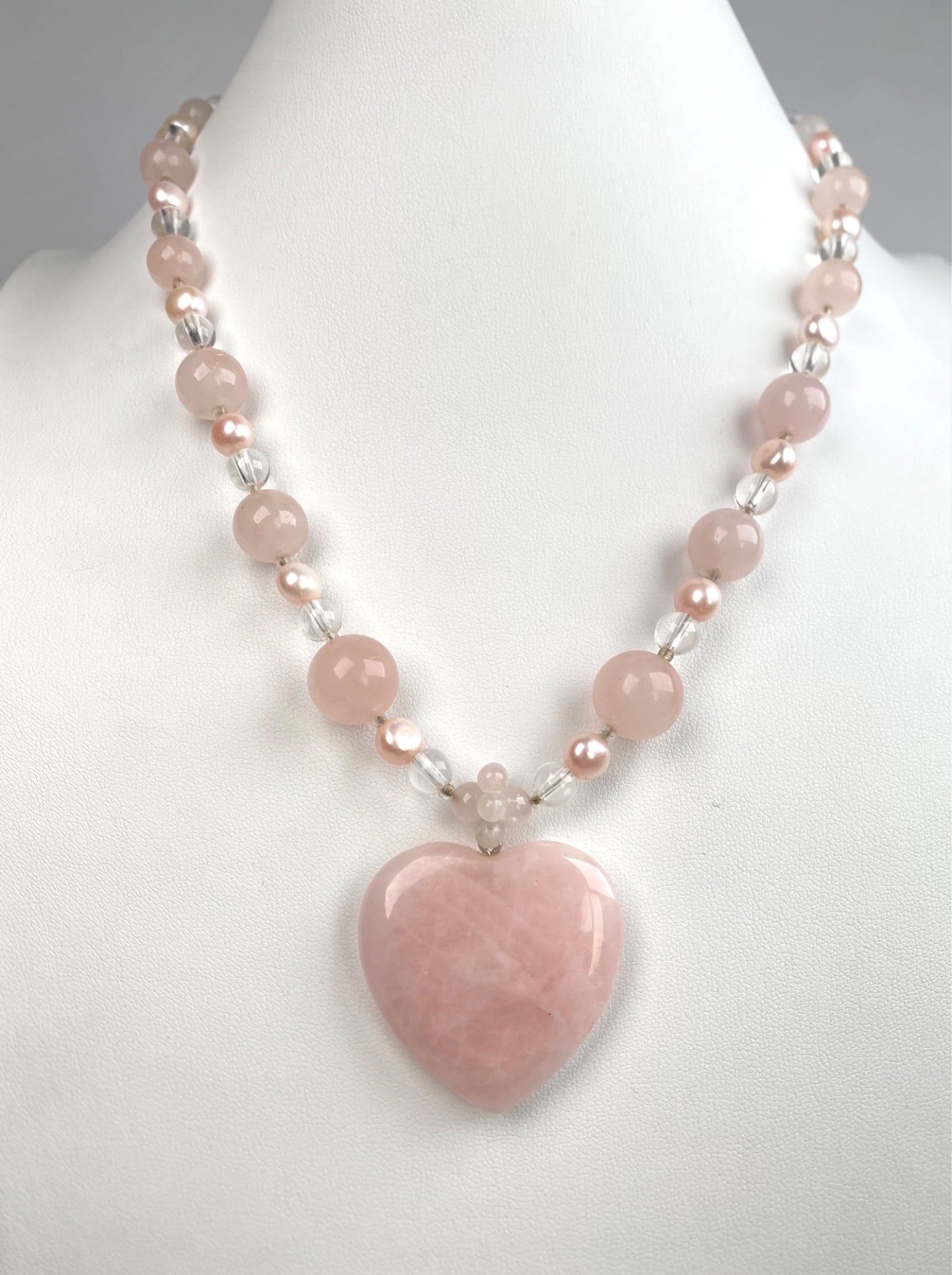 Lee Sands Rose Quartz Heart Pendant Necklace (1 of 10)