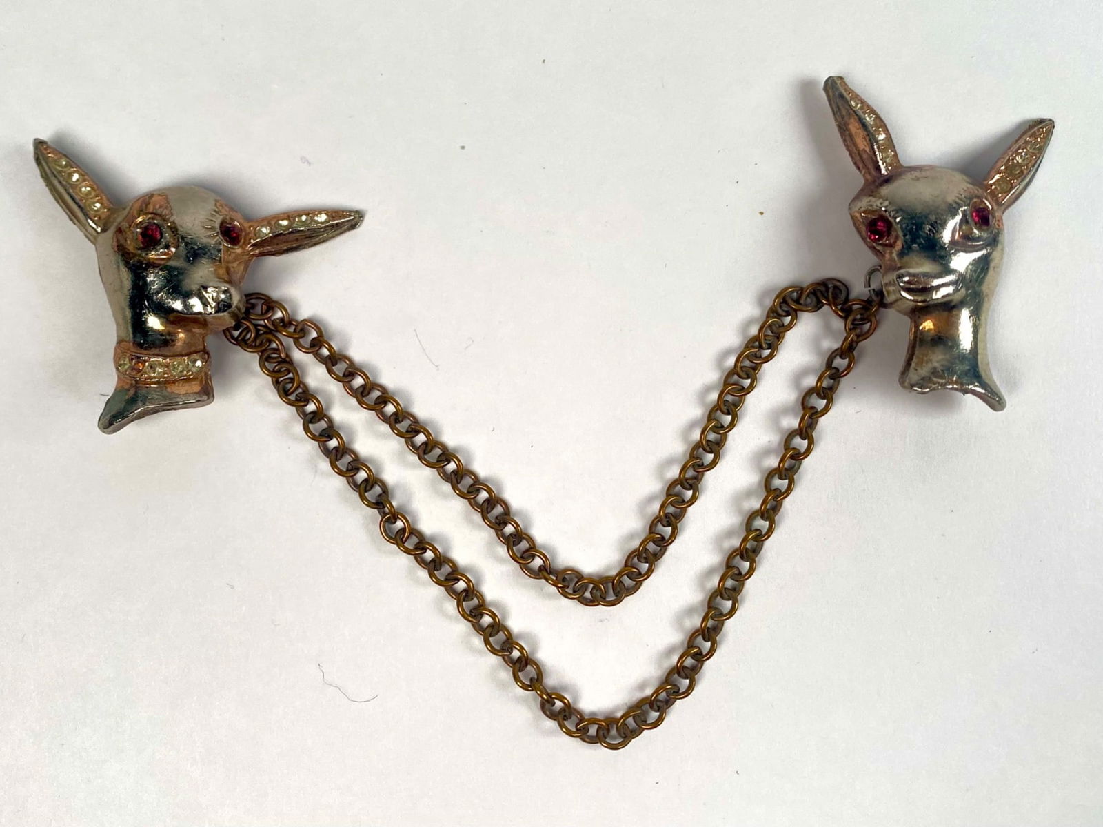 Vintage Sweater Clip with Rhinestone Animal Head and Double Chain (1 of 11)