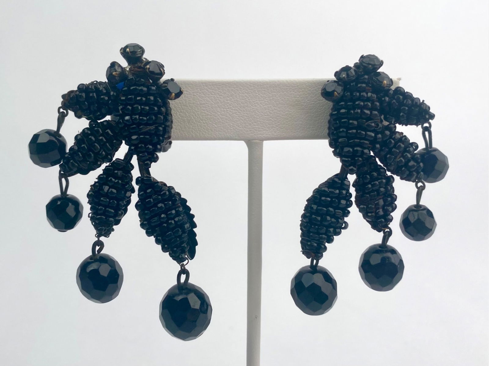 Pair of Miriam Haskell Black Beaded Dangle Clip On Earrings (1 of 10)