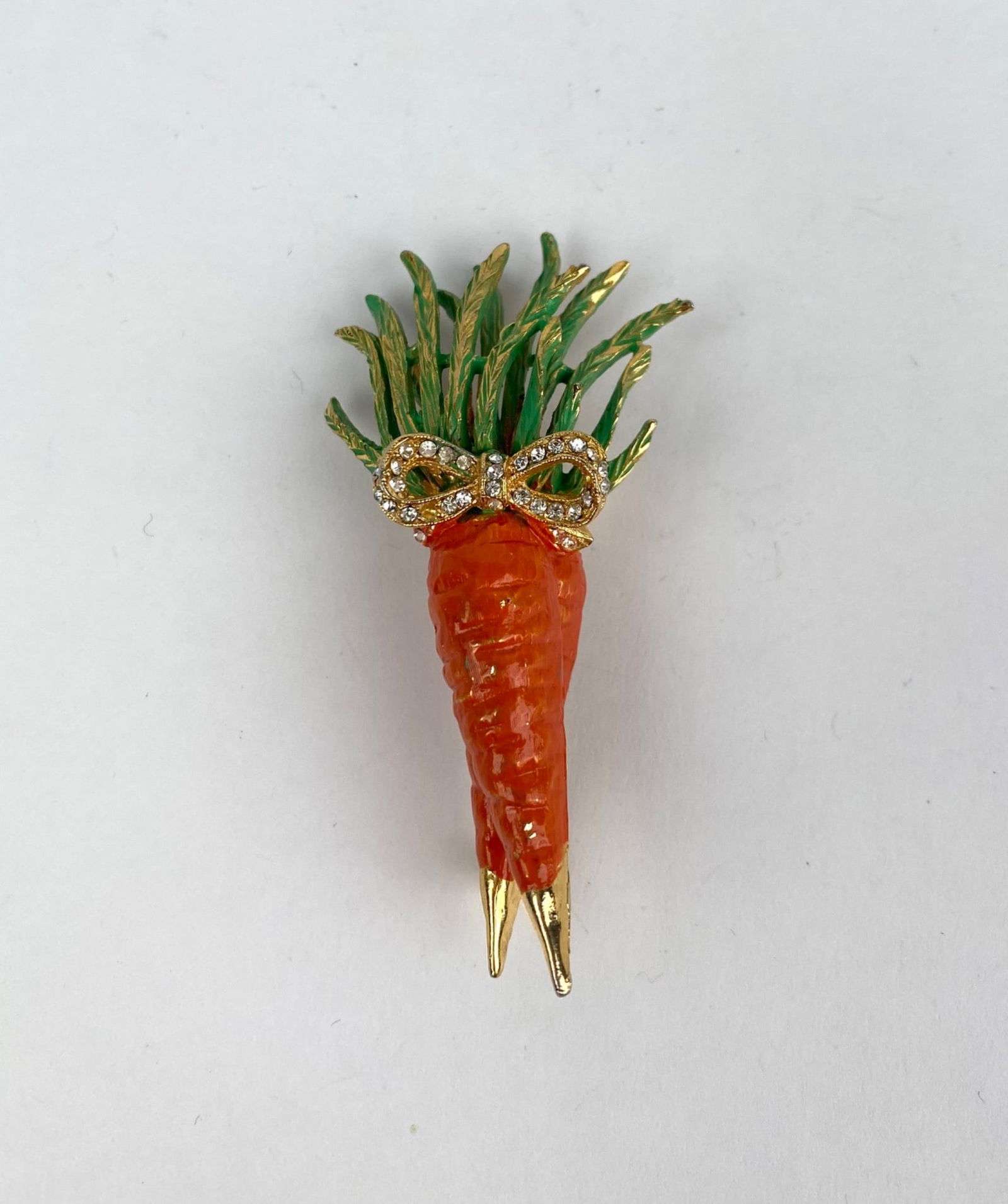 Carrot Shaped Enamel and Rhinestone Brooch by Hattie Carnegie (1 of 8)