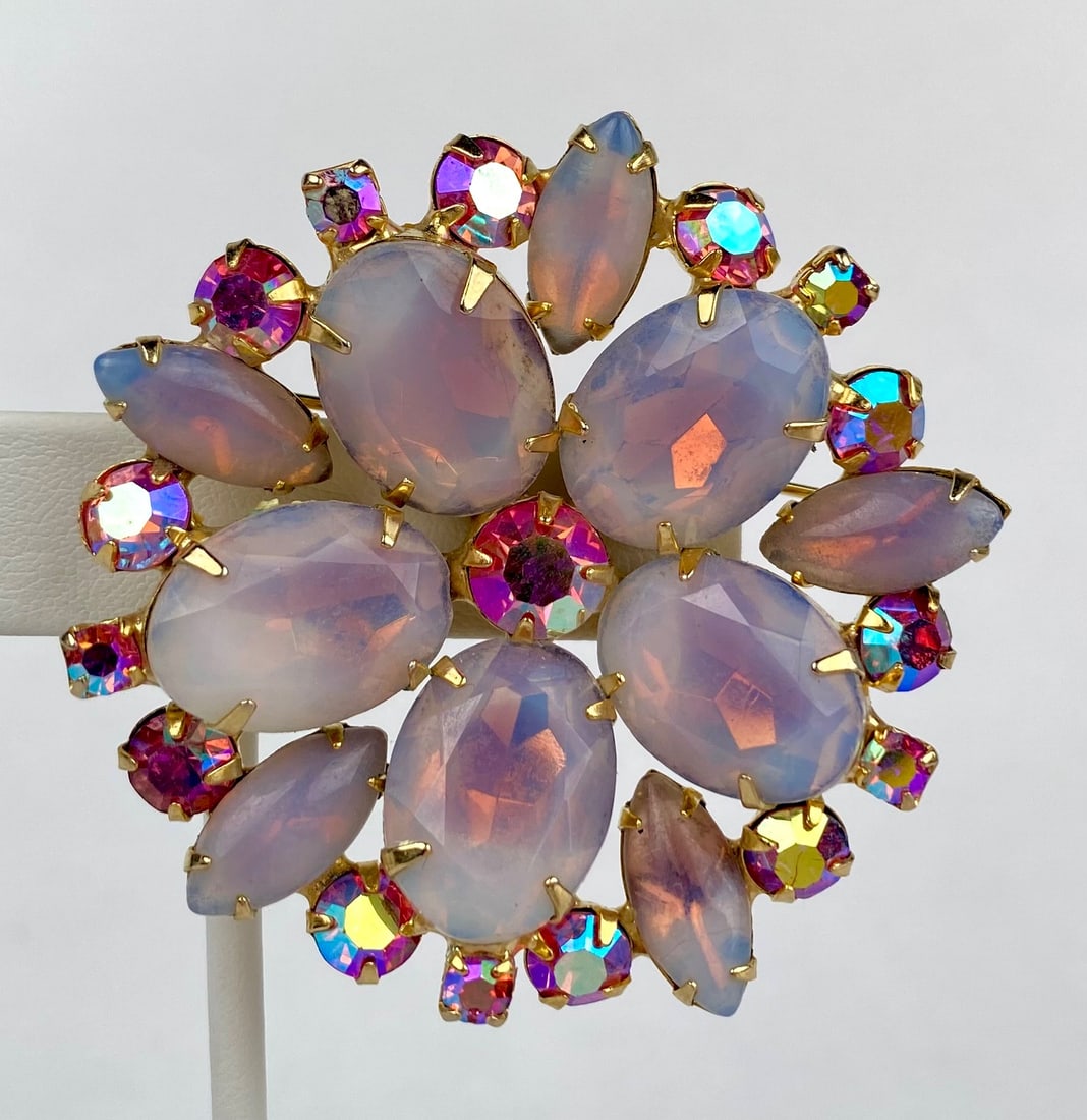Mid Century Gold Tone Brooch With Opalescent Rhinestones (1 of 7)