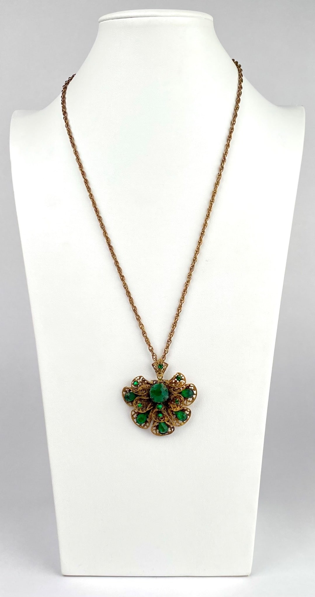 Vintage Filigree Pendant Necklace with Emerald Green Rhinestones (1 of 7)