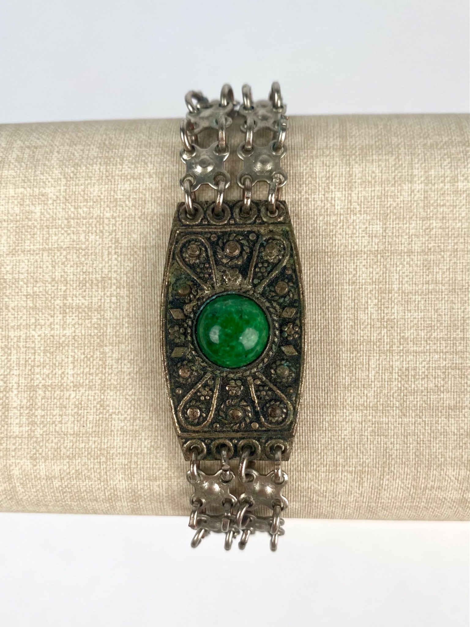 Vintage Sterling Silver Panel Bracelet with Green Cabochon (1 of 9)