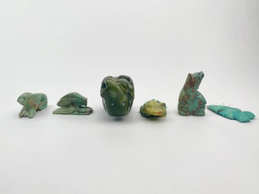 Group of Six Zuni Animal Fetish Carvings