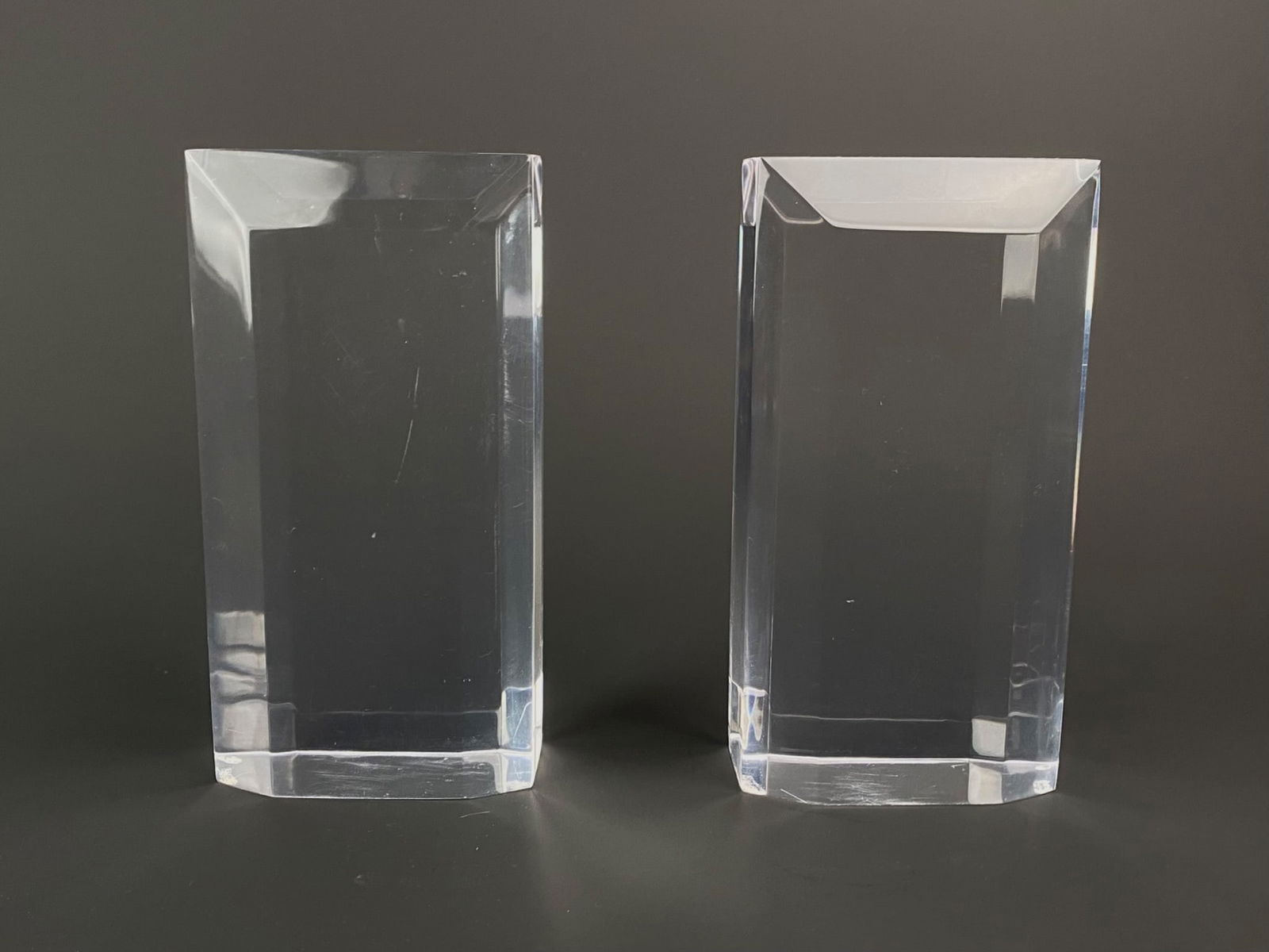 Pair of Modernist Lucite Obelisk Bookends (1 of 9)