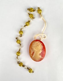 Vintage Carved Cameo Necklace