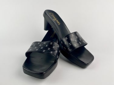 Chanel Black Leather Logo Slide Sandals with Block Heel (Size 41)