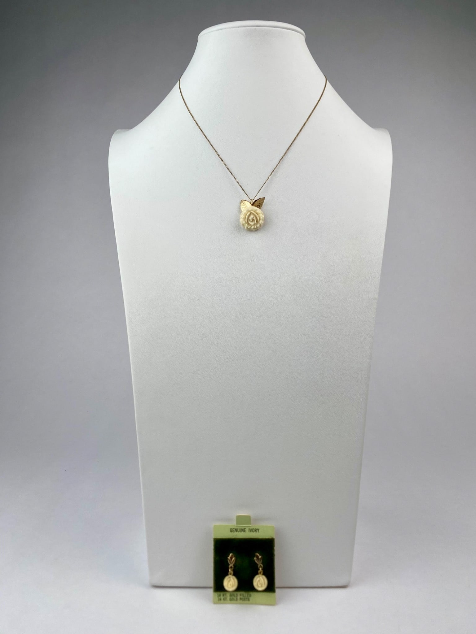 Vintage JCPenney Genuine Ivory and 14K Gold Filled Rose Jewelry Set (1 of 12)