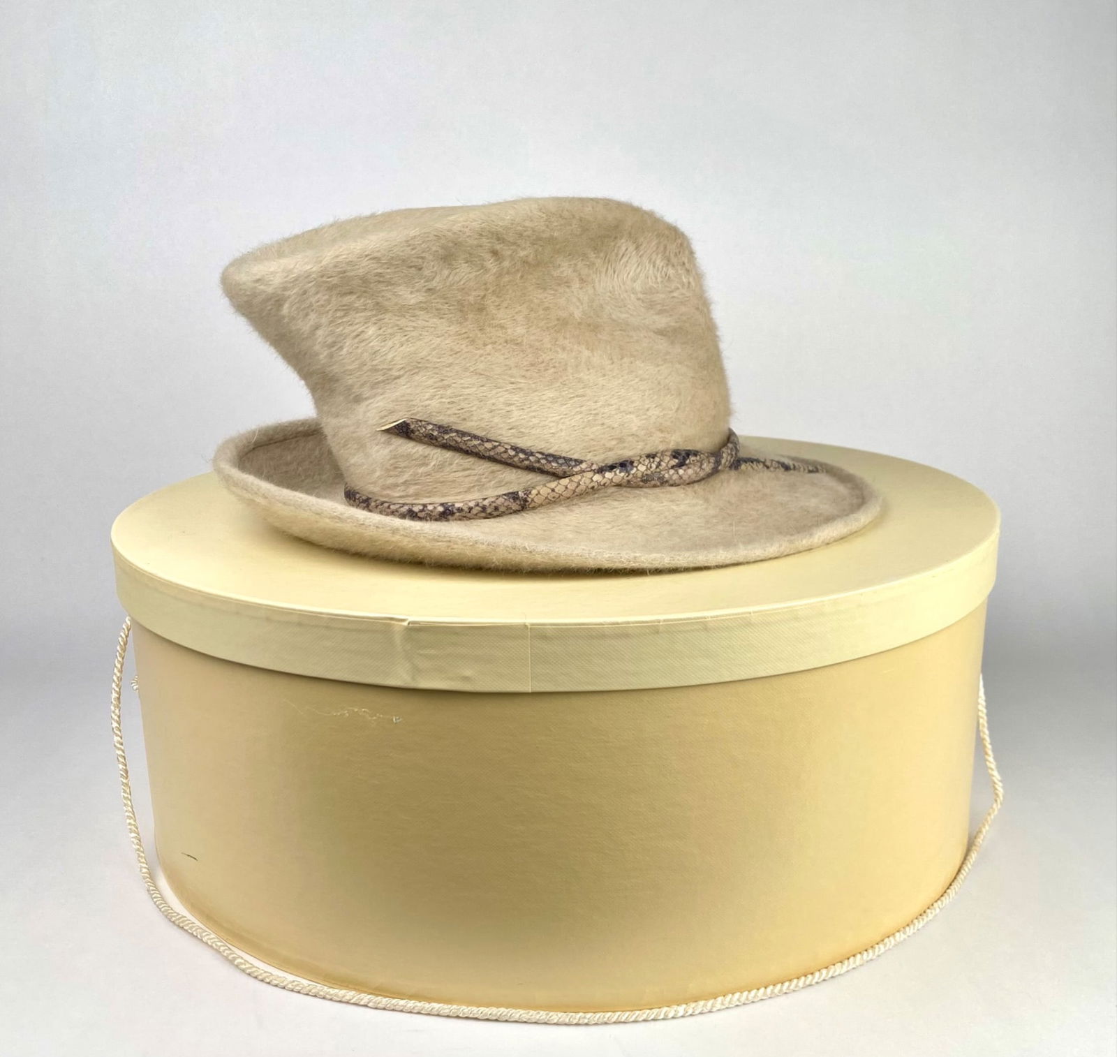 Philip Treacy Cream Rabbit Fur Hat with Snakeskin Band (1 of 12)