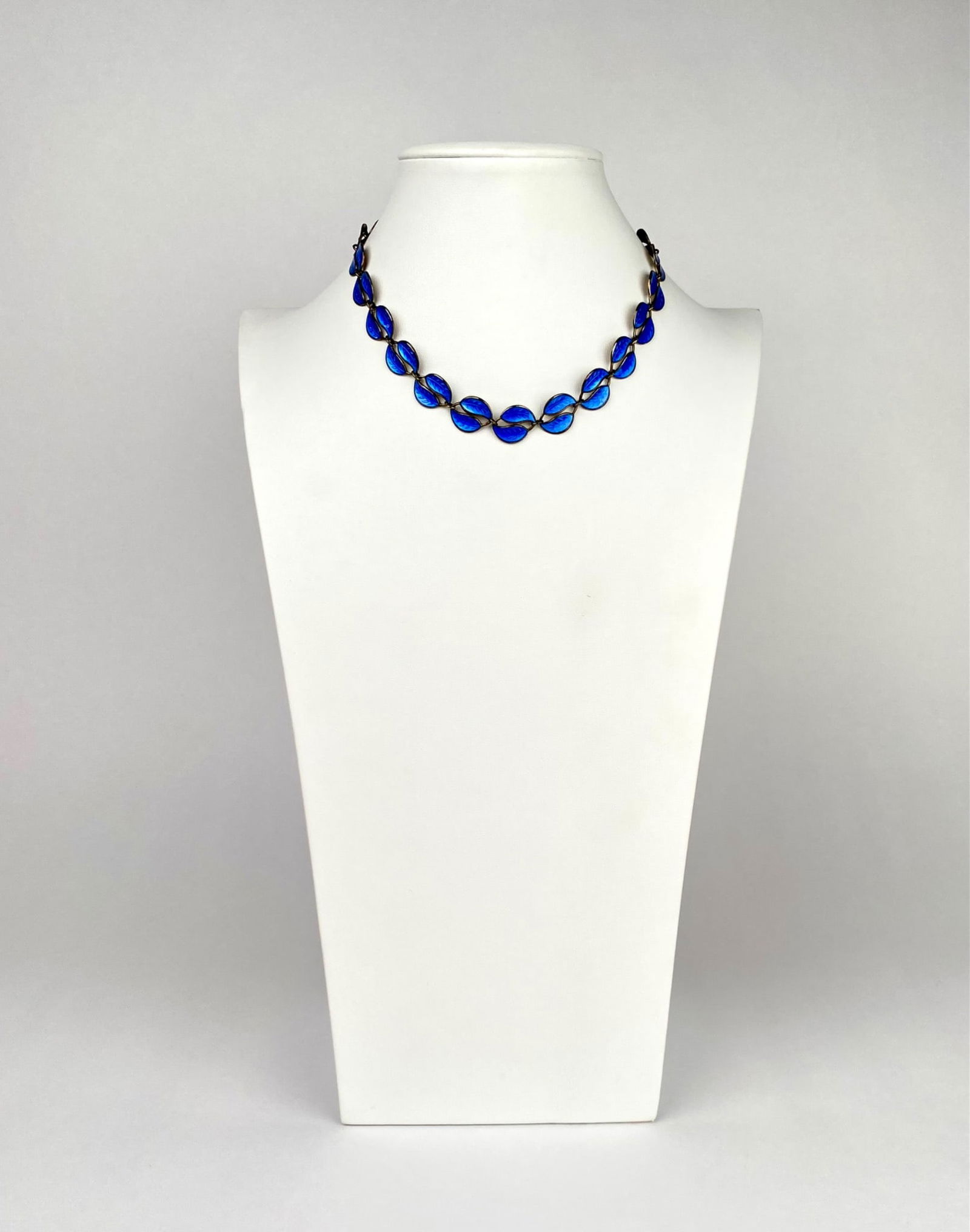 David Anderson Norway Sterling Silver and Enamel Leaf Necklace (1 of 9)