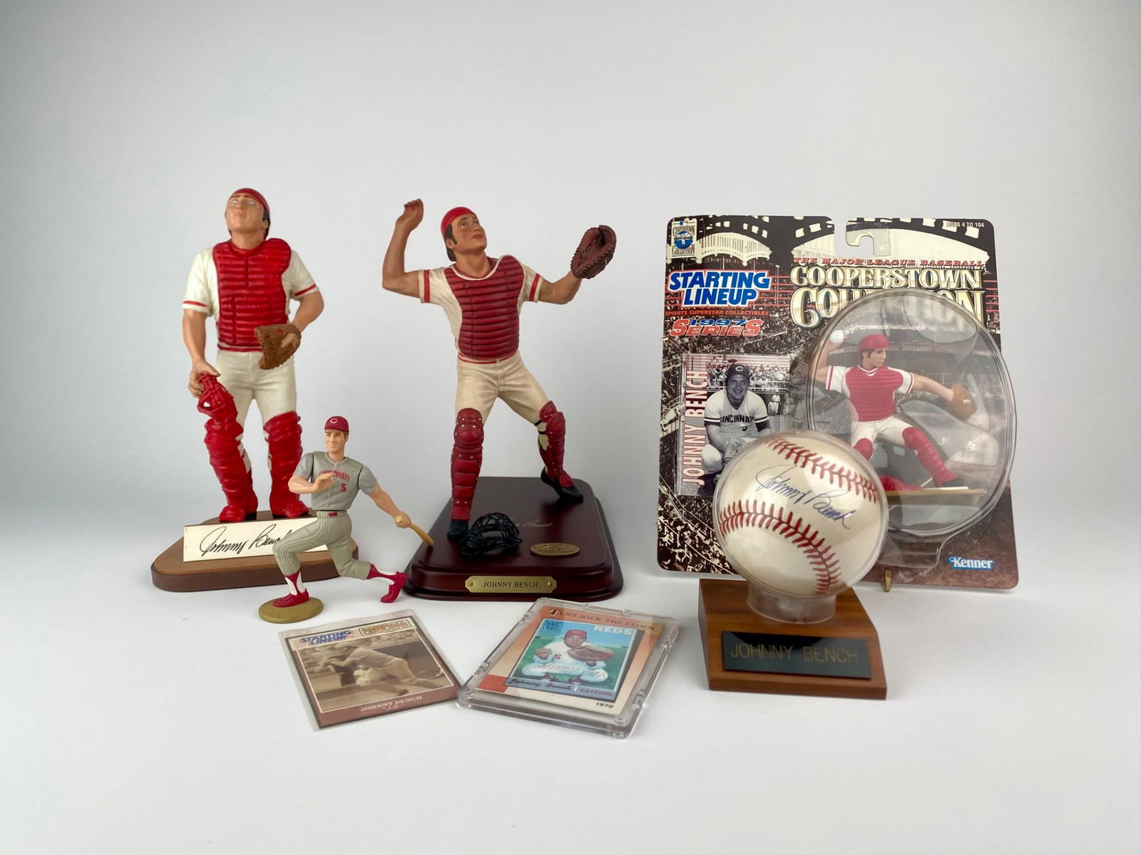 Johnny Bench Signed Baseball & Figurine Memorabilia Set (1 of 12)