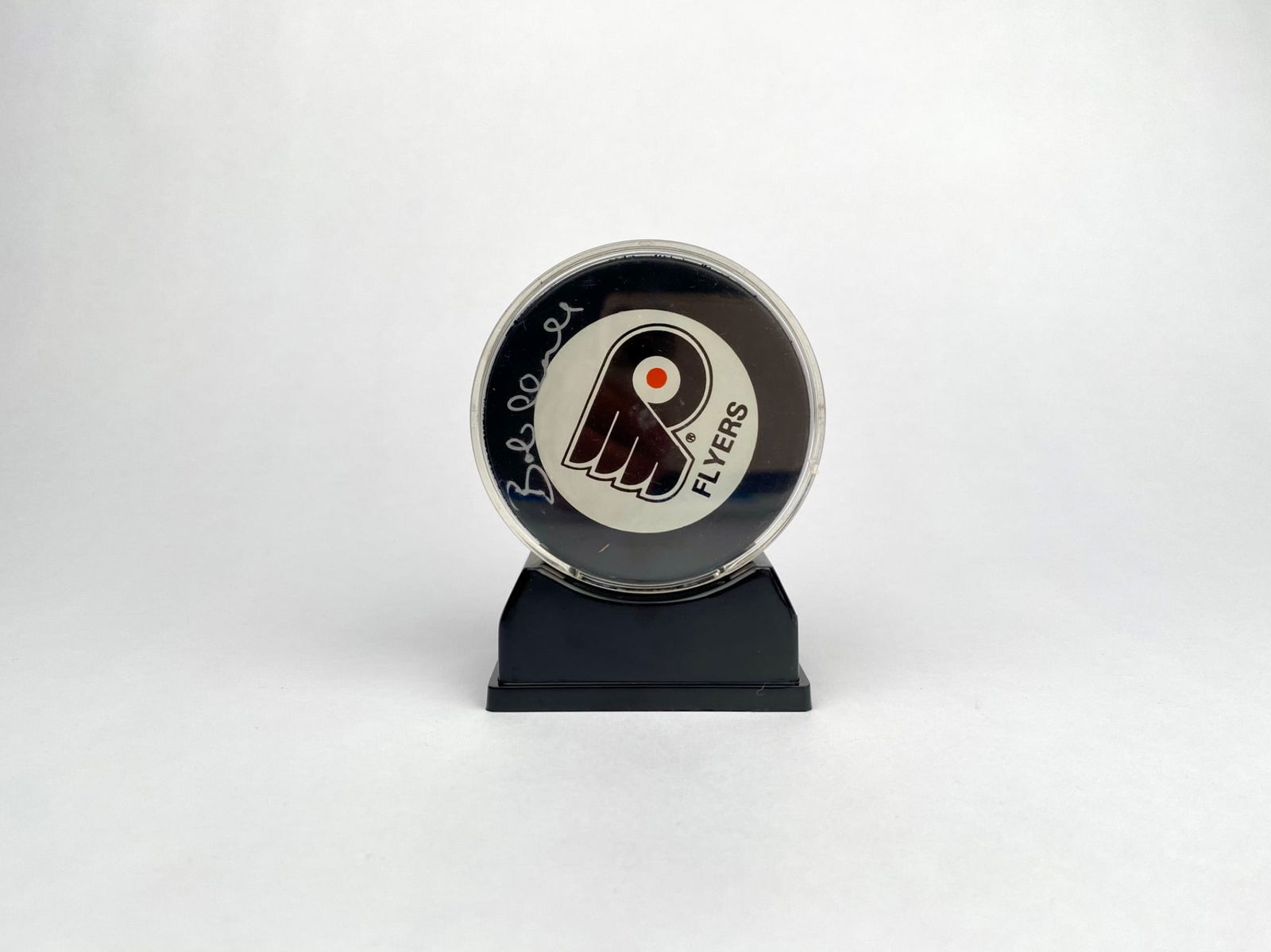 Bob Clarke autographed Philadelphia Flyers Official Game Puck (1 of 6)