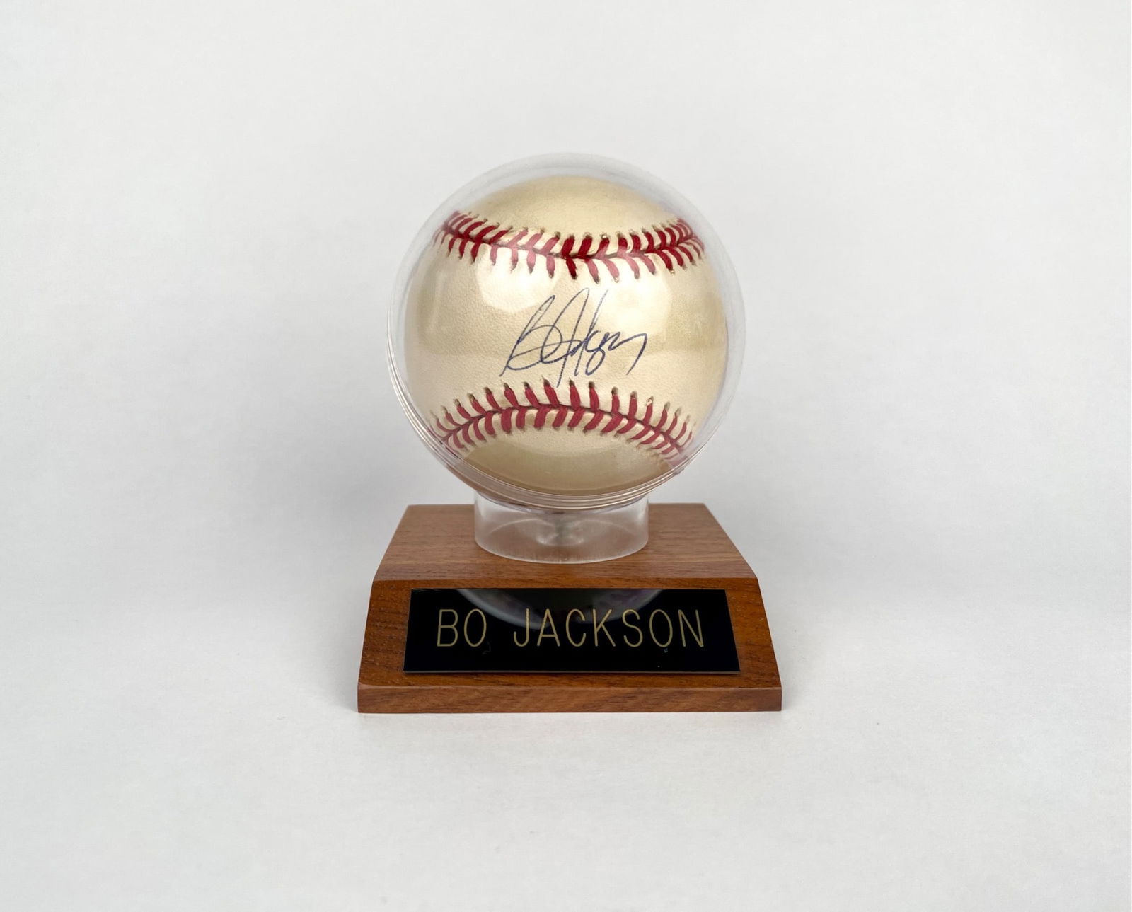 Signed Bo Jackson Rawlings Baseball in Case (1 of 5)