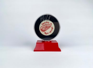 Paul Ysebaert #21 Autographed Detroit Red Wings NHL Hockey Puck