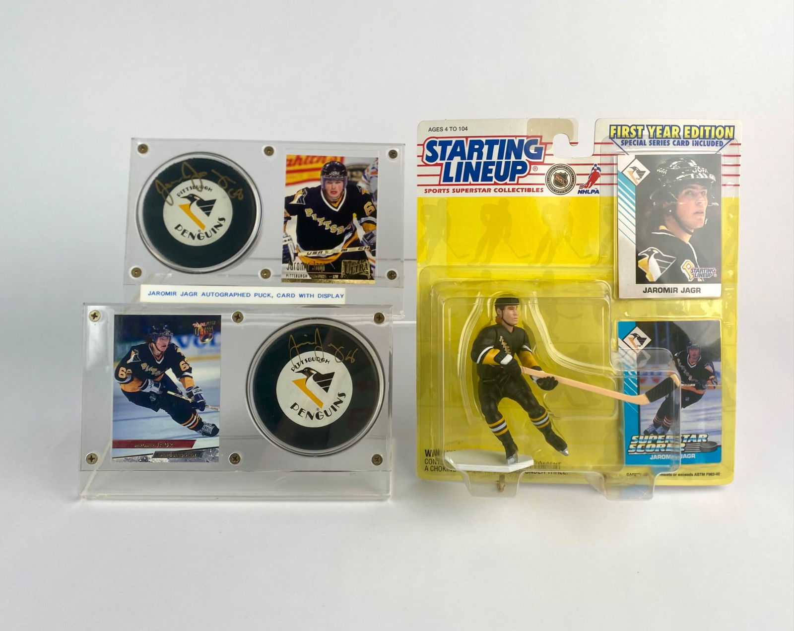 Jaromir Jagr Signed Puck Displays and Starting Lineup Figure Set (1 of 11)